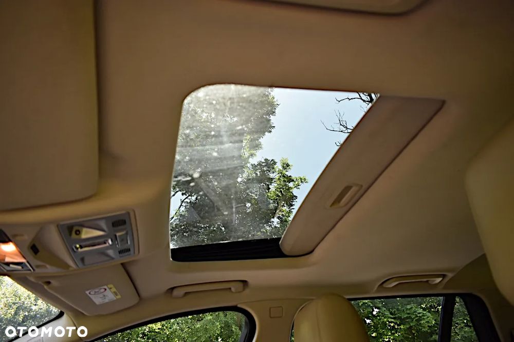 Jaguar XF 2.2 D Premium Luxury - 18