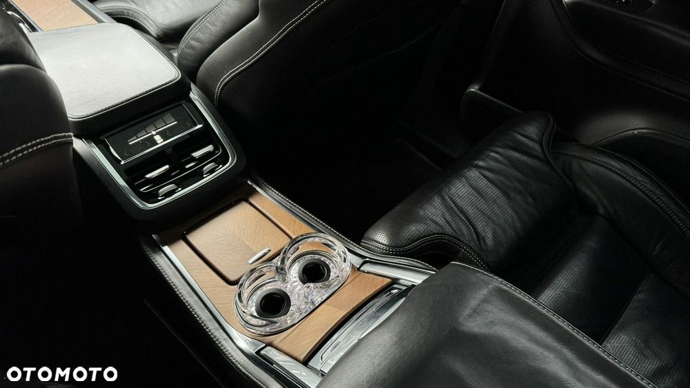Volvo XC 90 - 13