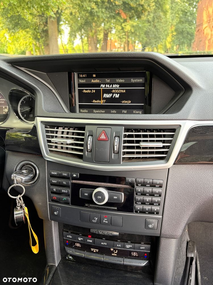 Mercedes-Benz Klasa E 350 CDI DPF BlueEFFICIENCY 7G-TRONIC Avantgarde - 13