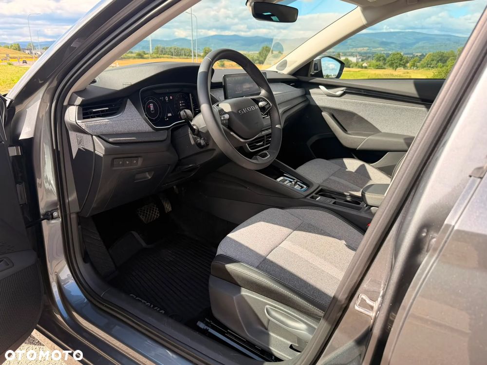 Skoda Octavia 2.0 TDI Edition 130 Selection DSG - 10