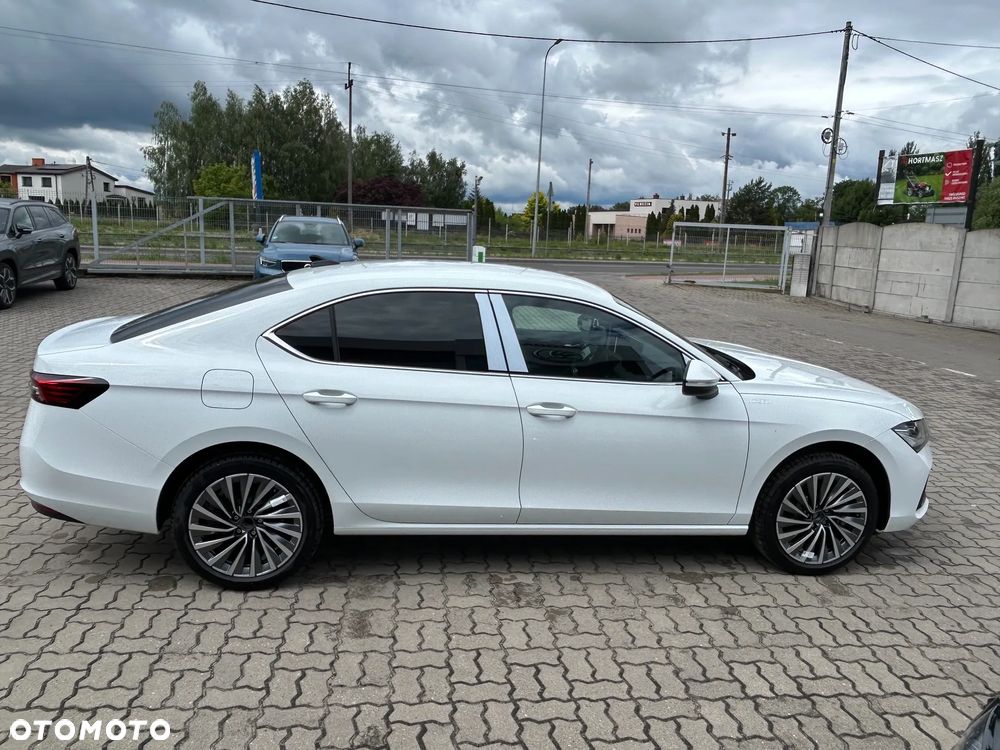 Skoda Superb 2.0 TSI L&K DSG - 6