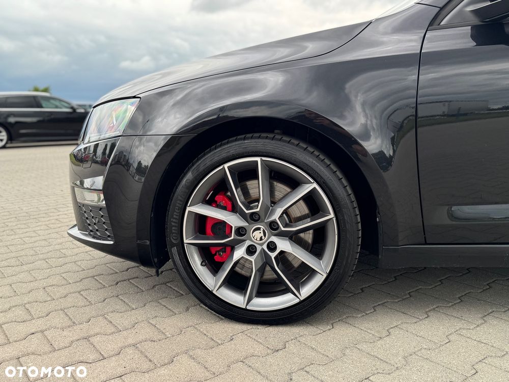 Skoda Octavia 2.0 TDI RS DSG - 11