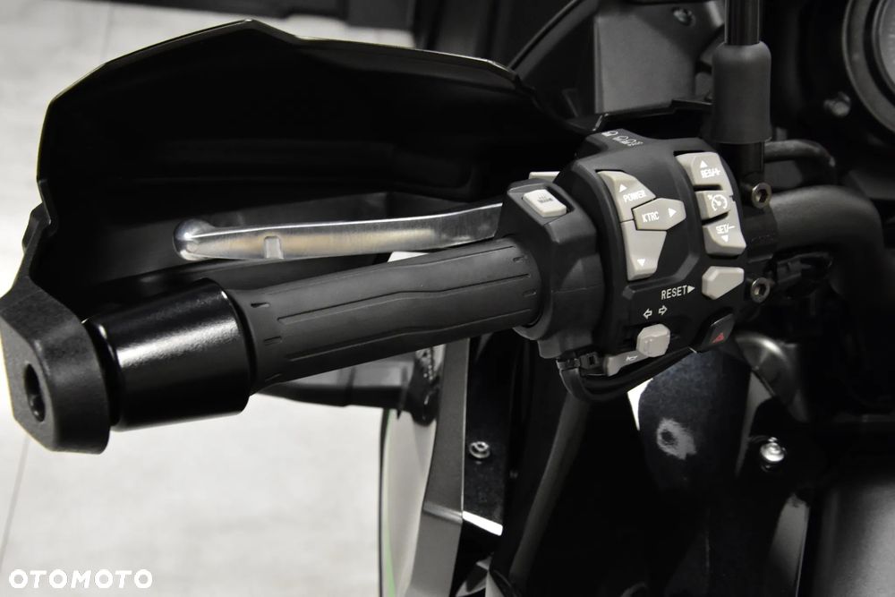 Kawasaki Versys 1000 - 19