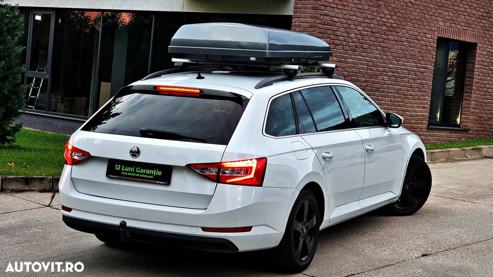 Skoda Superb 1.6 TDI DSG Ambition - 8