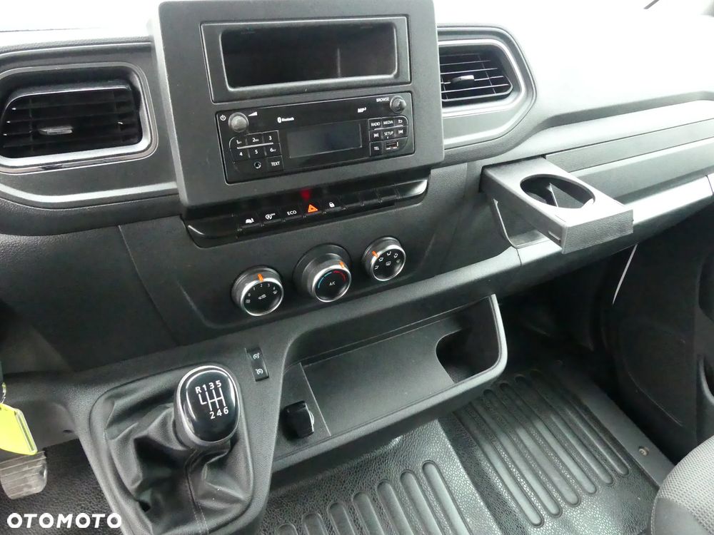 Renault MASTER / PODNOŚNIK KOSZOWY / ZWYŻKA 12M / - 30