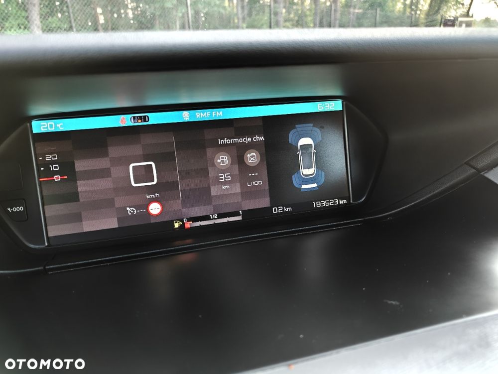 Citroën C4 Picasso 1.6 BlueHDi MoreLife S&S - 22