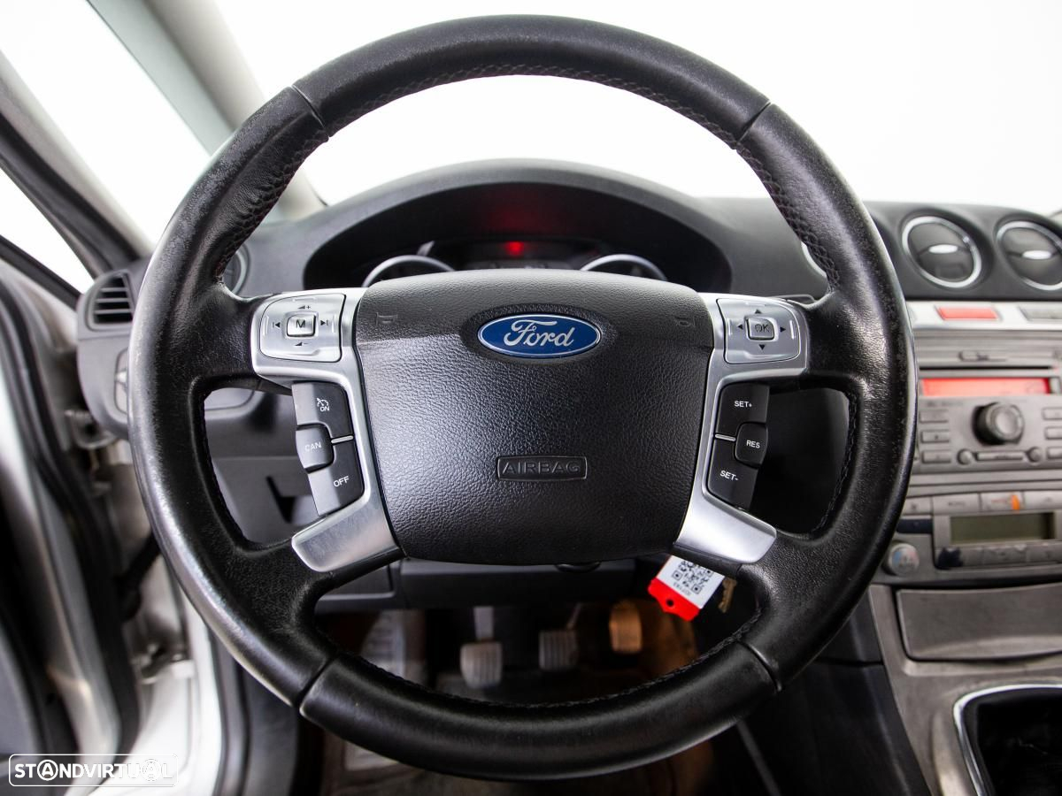Ford S-Max - 15