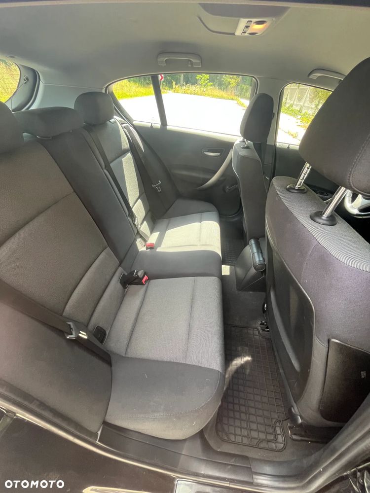 BMW Seria 1 116i - 13