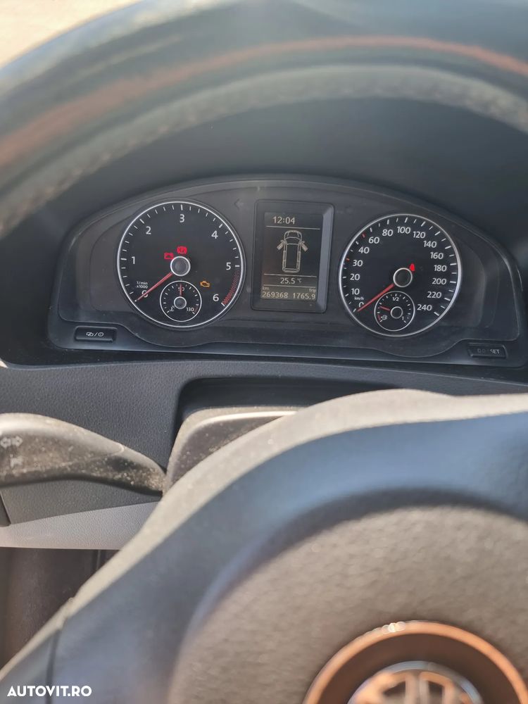 Volkswagen Caravelle ver-1-9-tdi - 9