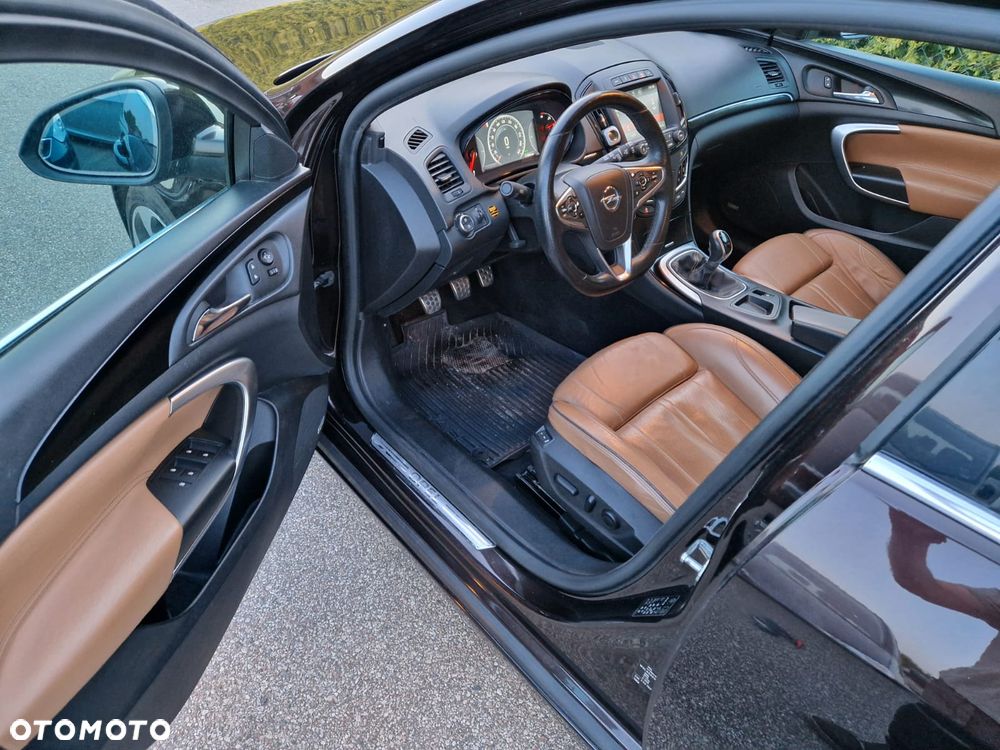 Opel Insignia - 19