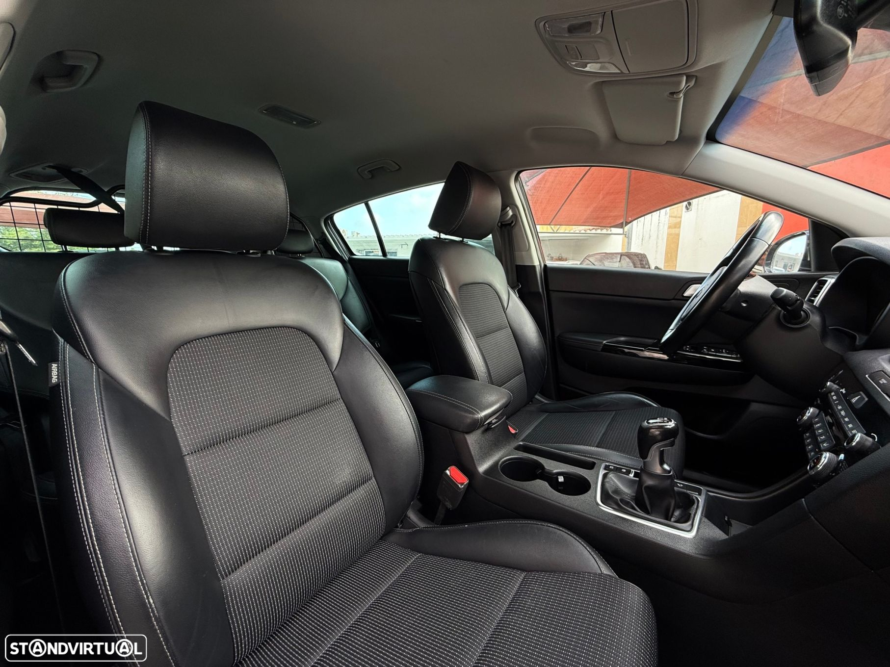 Kia Sportage 1.6 CRDI ISG MHEV Tech - 6