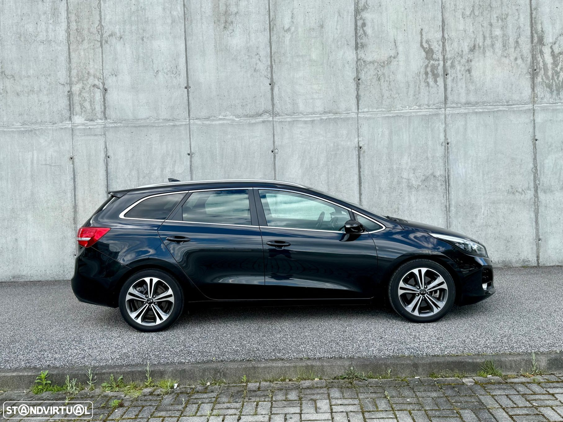 Kia Ceed SW 1.0 T-GDI GT Line - 9