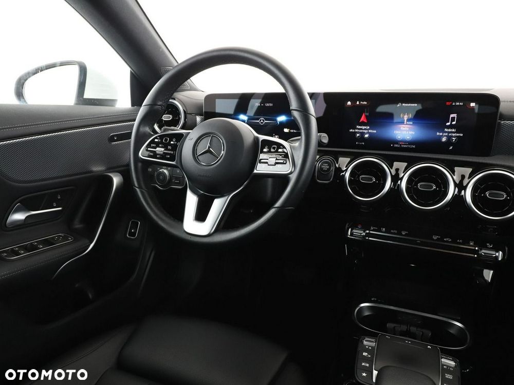 Mercedes-Benz CLA 250 e 8G-DCT Progressive - 18
