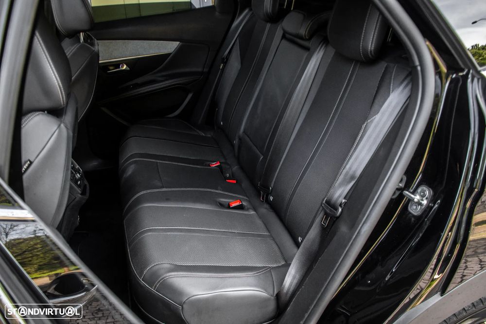 Peugeot 3008 1.6 Hybrid GT e-EAT8 - 29