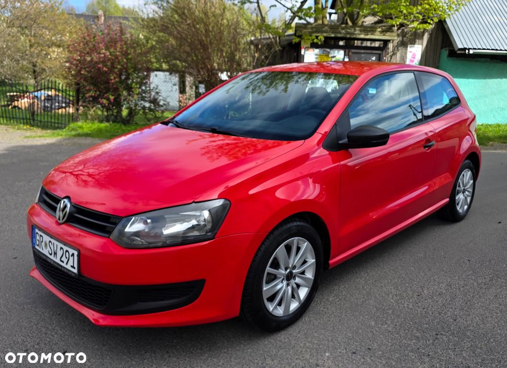 Volkswagen Polo - 1