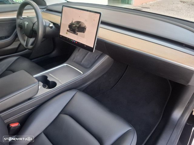 Tesla Model 3 Standard RWD - 43