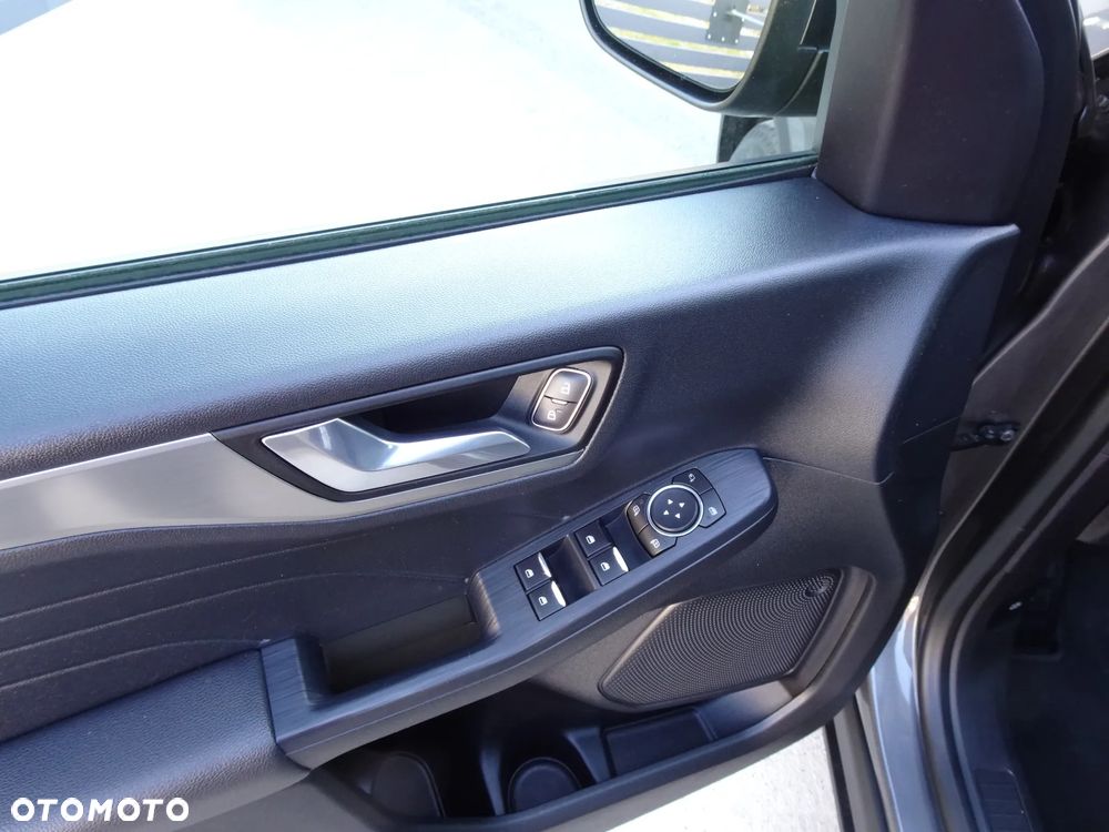 Ford Kuga 1.5 EcoBoost FWD Titanium - 39