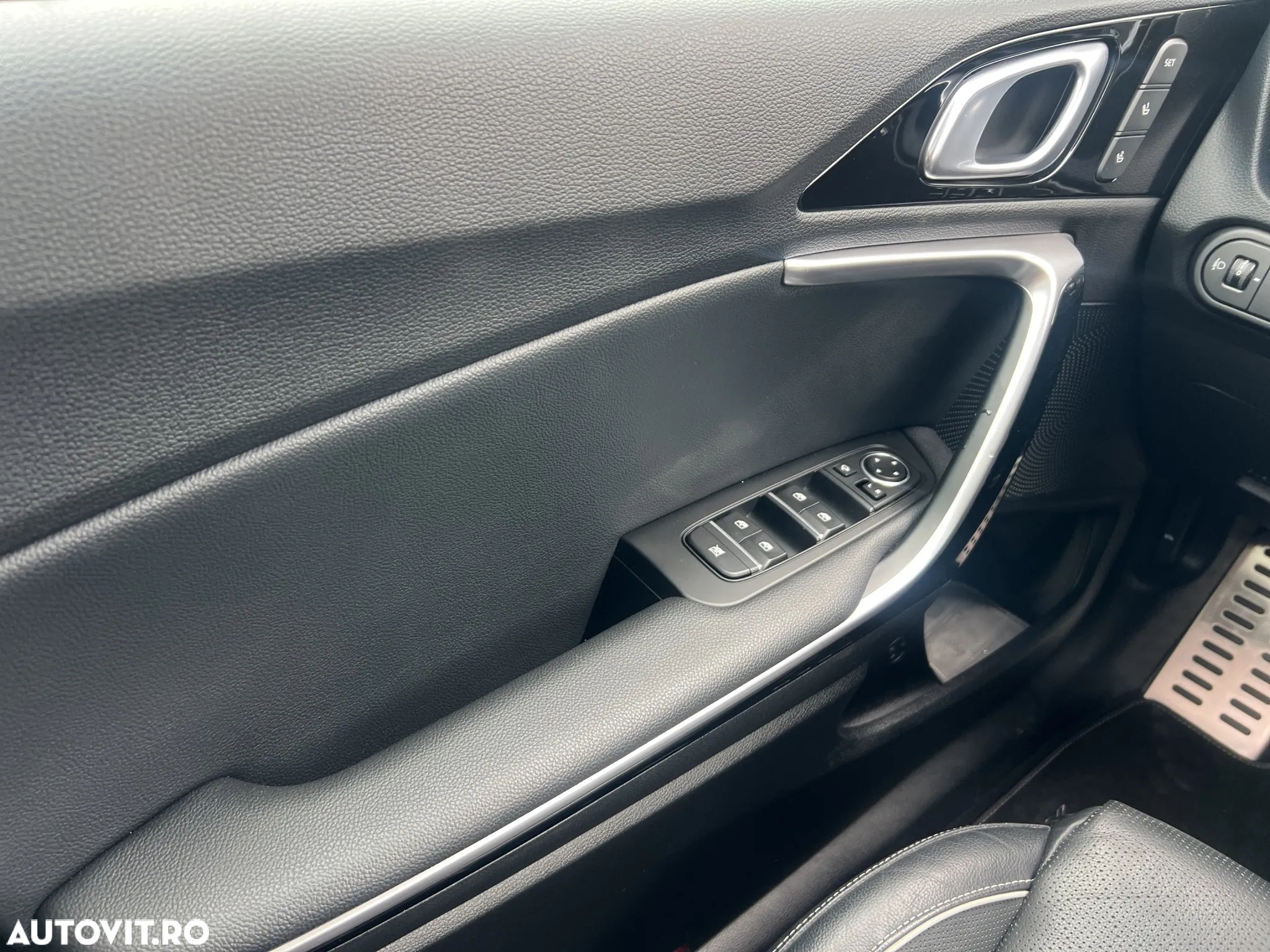 Kia XCeed 1.6 GDI DCT6 OPF Plug-in-Hybrid PLATINUM - 16