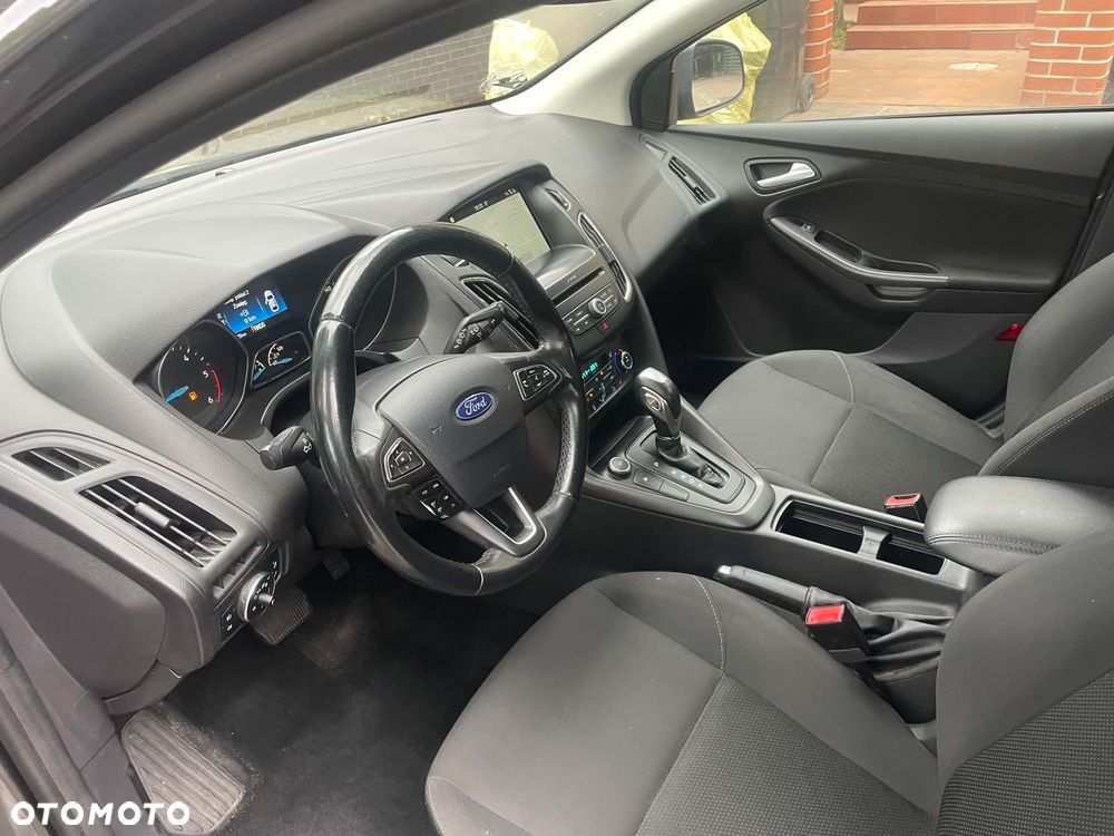 Ford Focus - 8