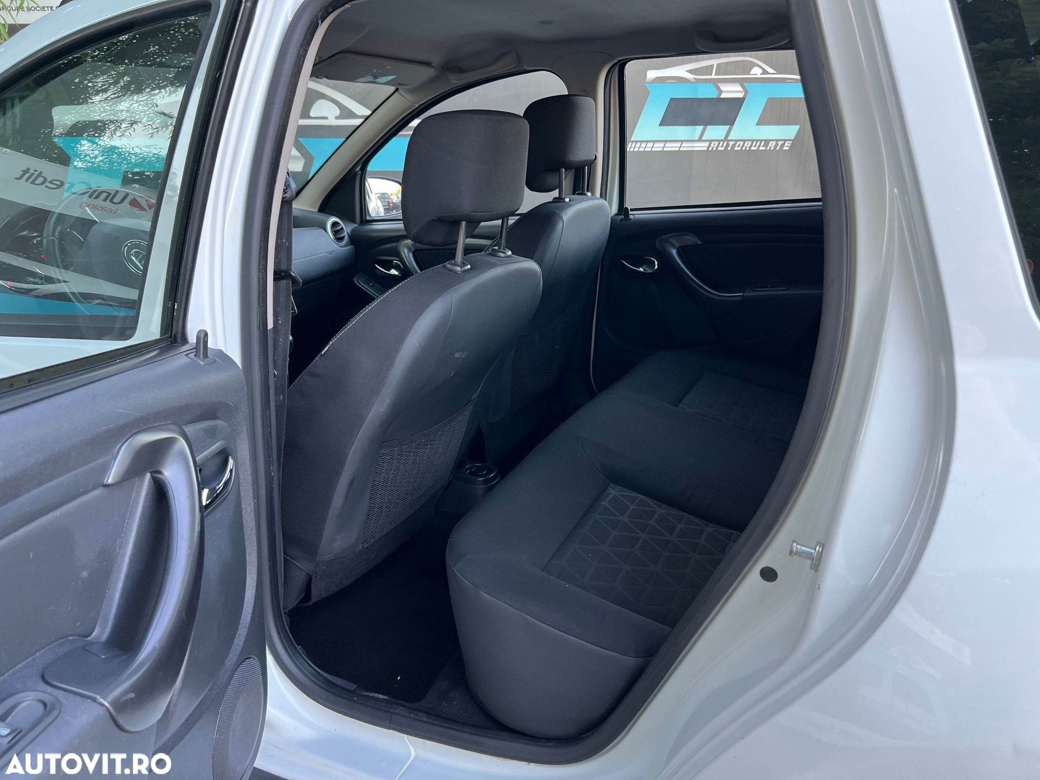 Dacia Duster 1.5 dCi 4x2 Ambiance - 17