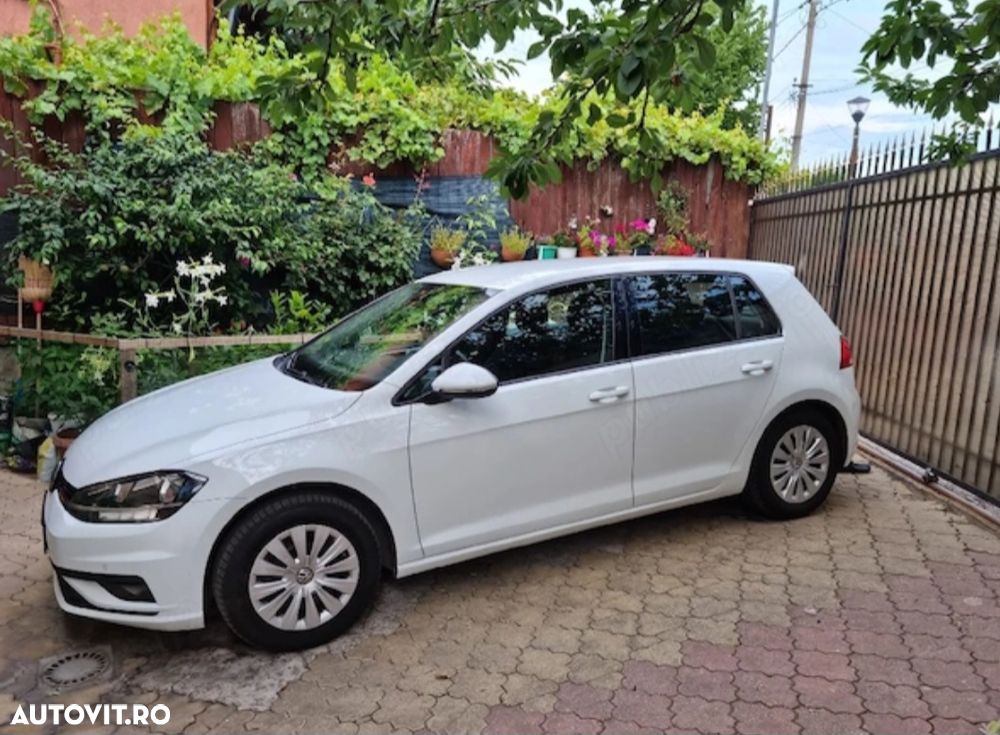 Volkswagen Golf 2020 photo 2