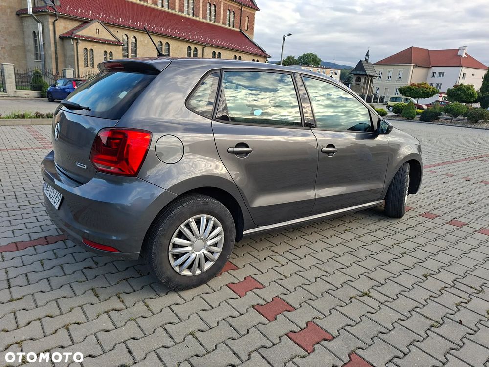 Volkswagen Polo - 2