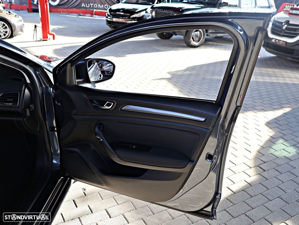 Renault Mégane 1.5 Blue dCi Equilibre - 37