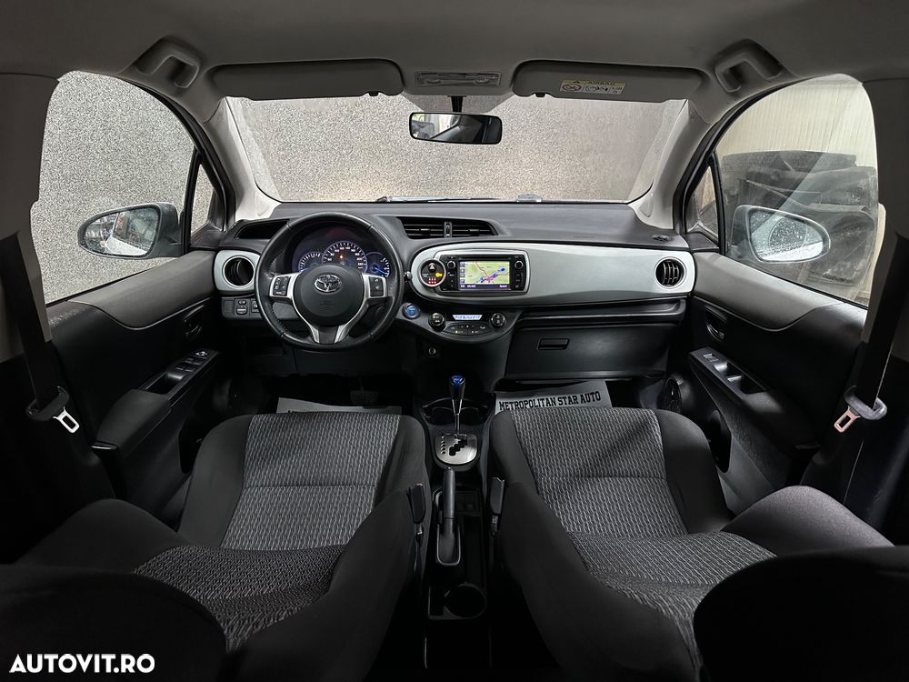 Toyota Yaris - 5