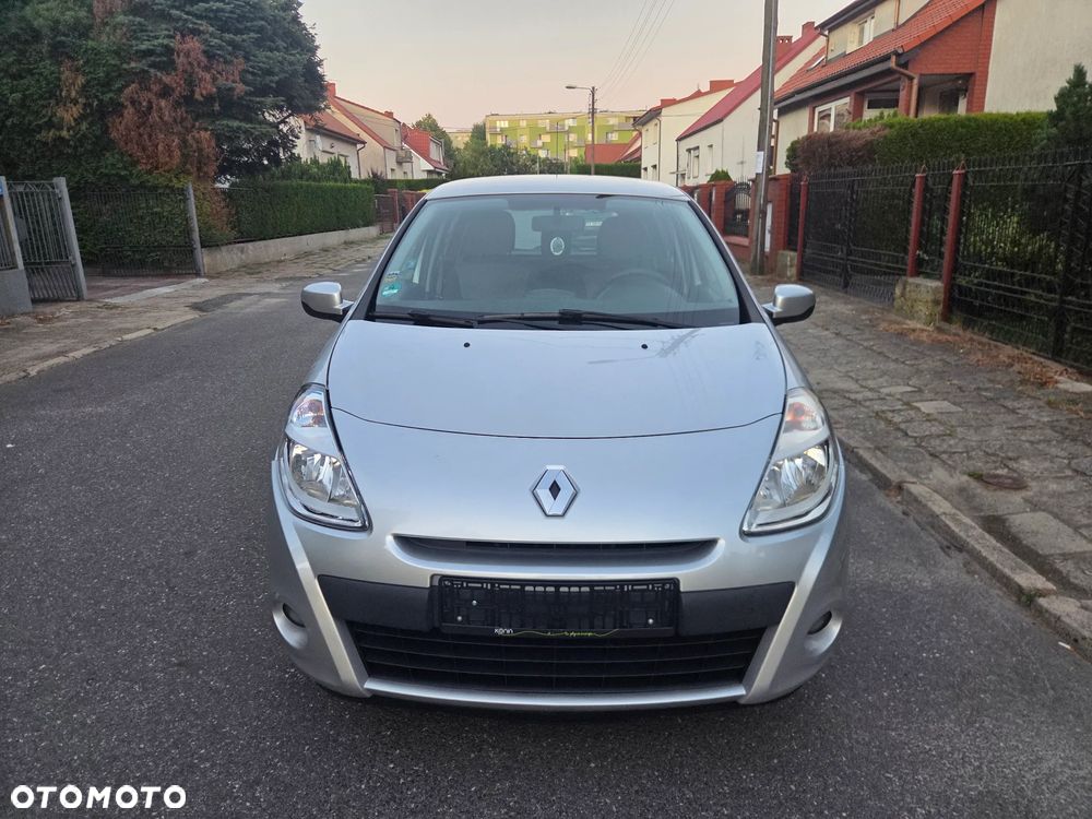 Renault Clio - 2