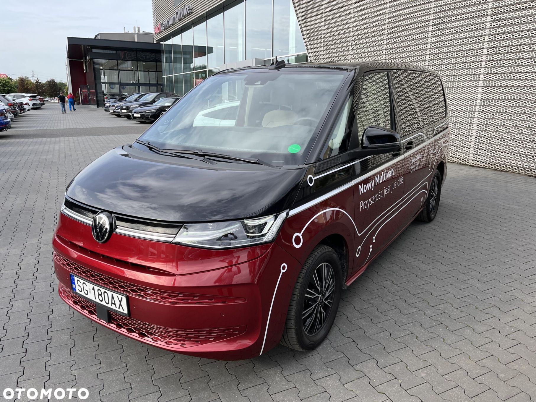 Volkswagen Multivan 2.0 TDI L2 Life DSG - 1