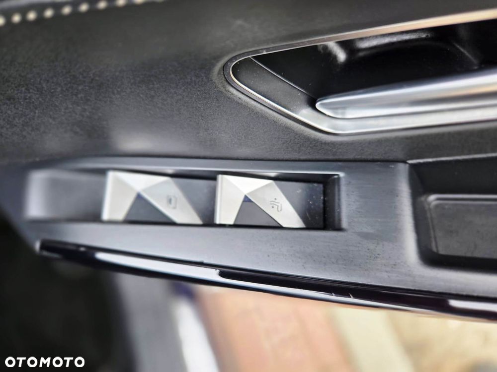 DS Automobiles DS 7 Crossback - 20