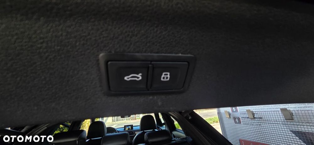 Audi Q3 2.0 TDI Quattro Sport S tronic - 33