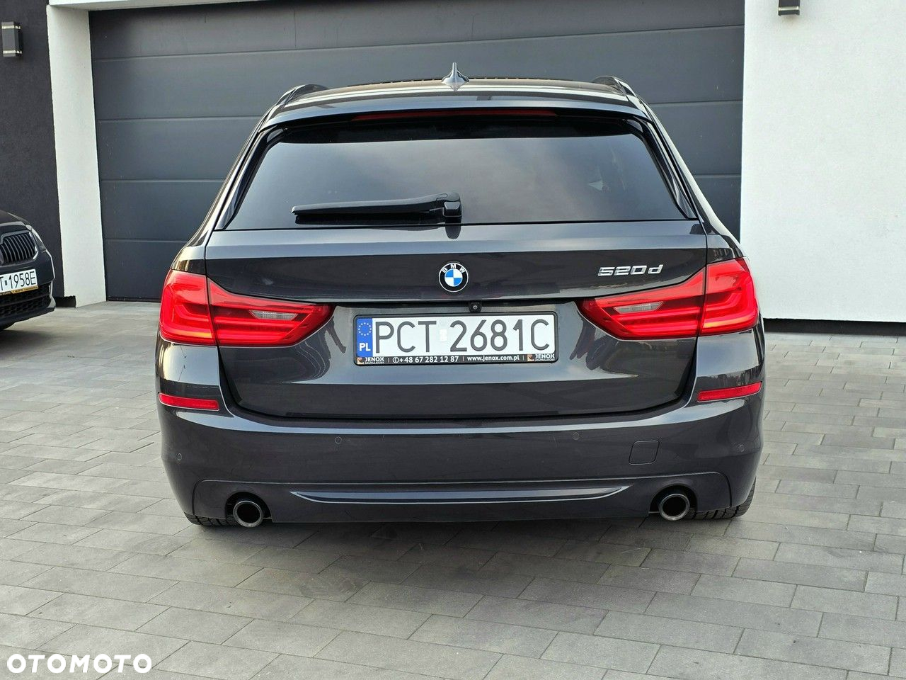 BMW Seria 5 - 32
