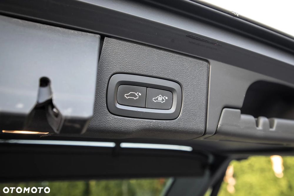 Volvo XC 60 T5 AWD Inscription - 22