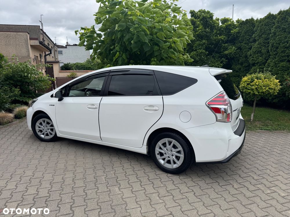 Toyota Prius+ (Hybrid) Executive - 6