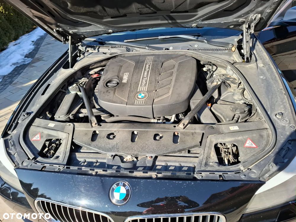BMW Seria 5 525d - 4