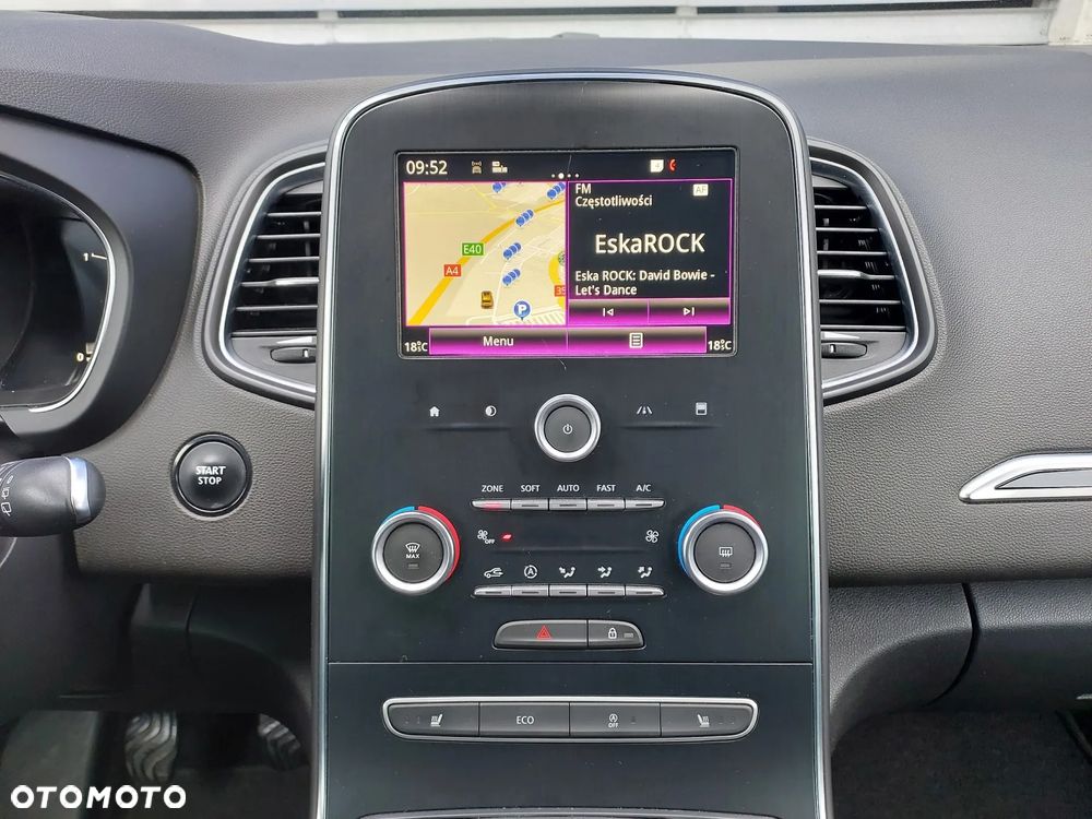 Renault Scenic ENERGY TCe 140 LIMITED - 29