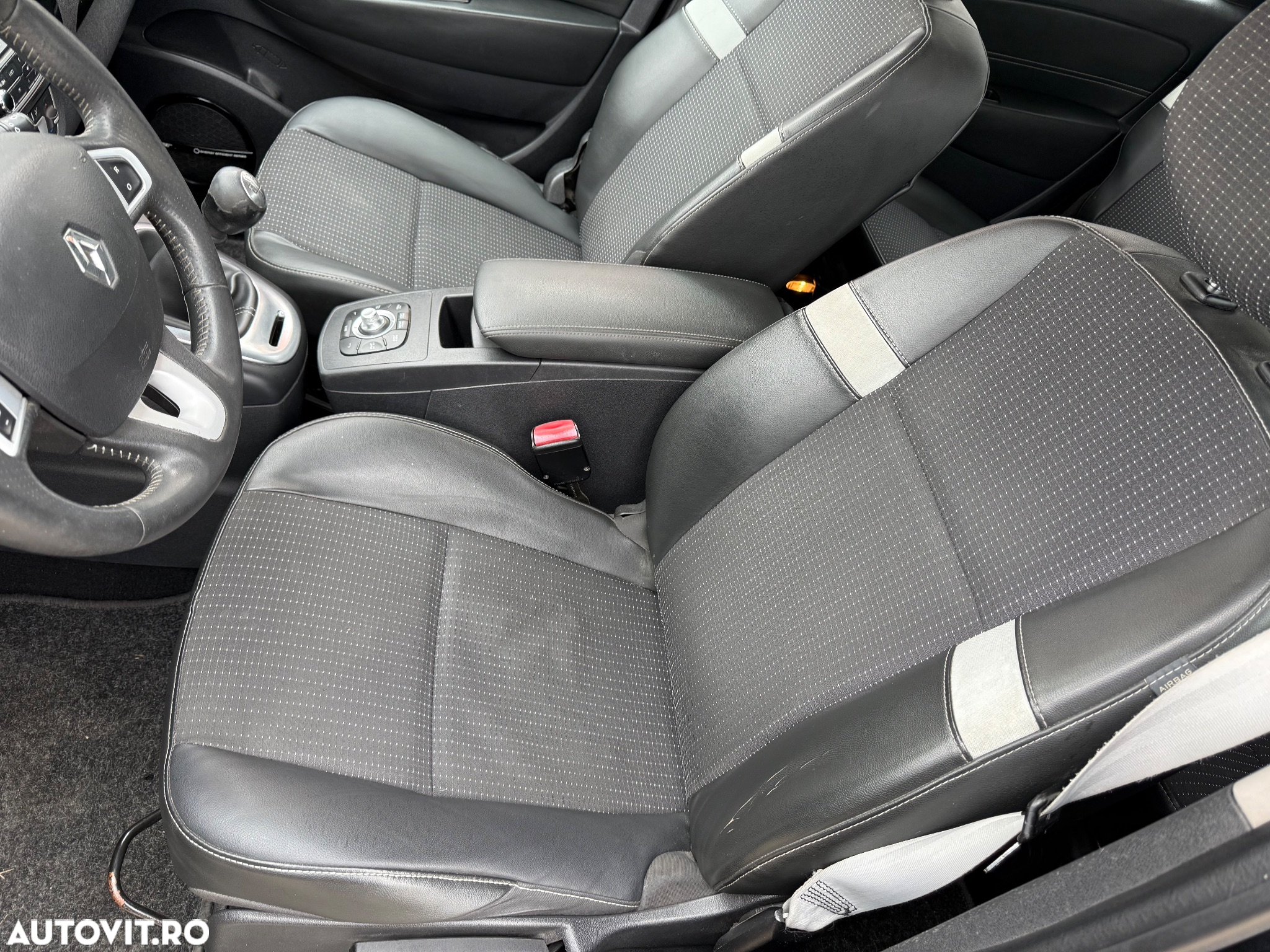 Renault Scenic ENERGY dCi 110 S&S Bose Edition - 10