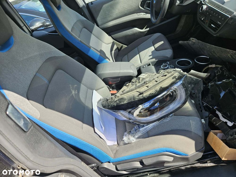 BMW i3 (120 Ah) - 16