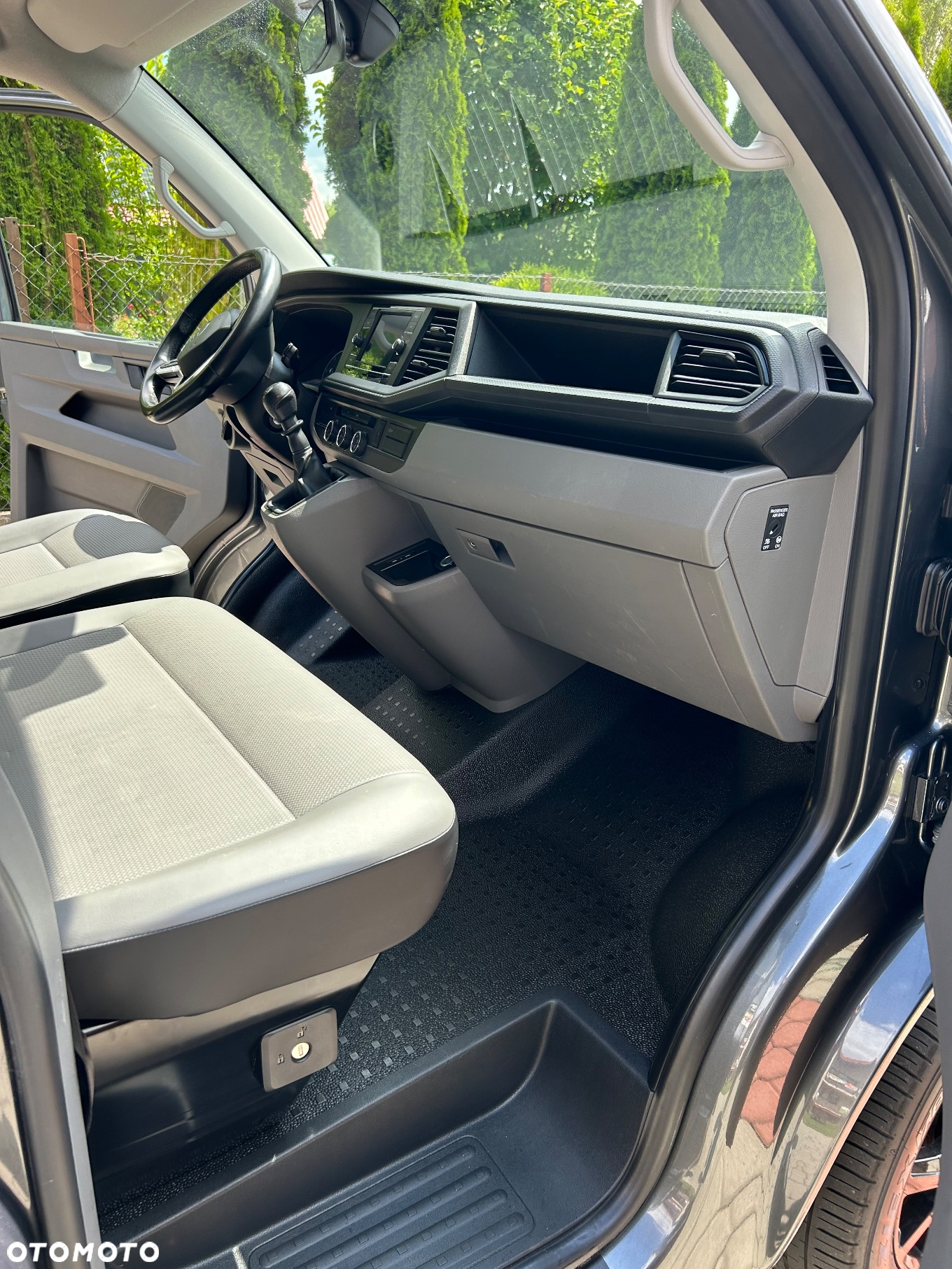 Volkswagen Transporter - 9