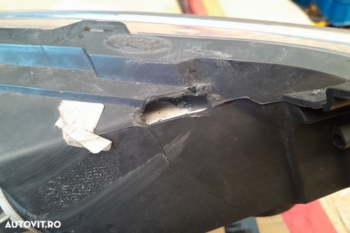 Far stanga C1BB-13W030-EF CU DEFECT Ford Fiesta 6 [facelift] [2013 - - 5