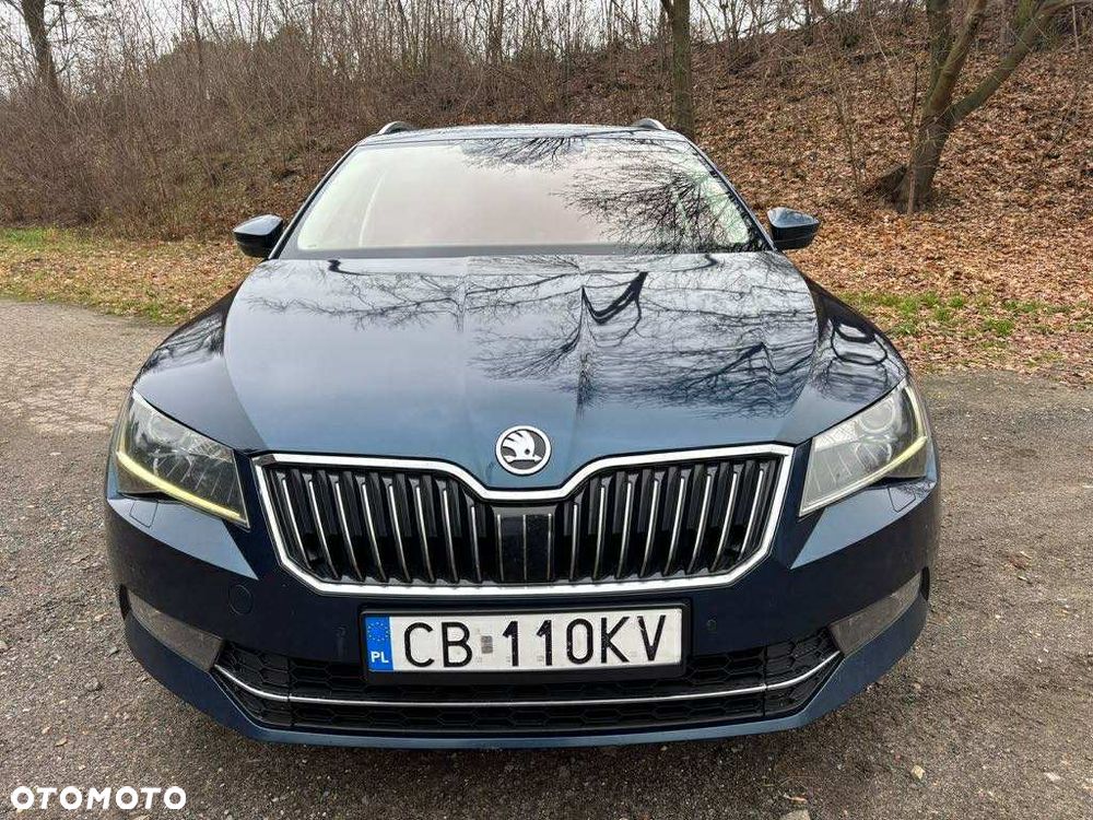 Skoda Superb 2.0 TDI DSG Ambition - 9