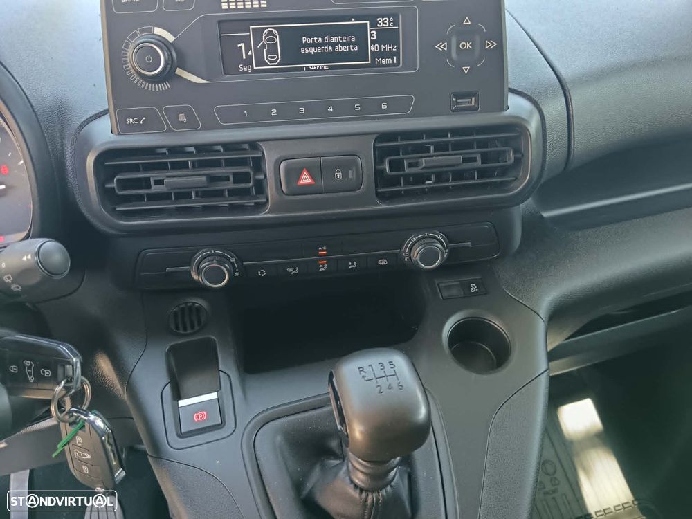 Toyota Proace City 1.5 D  3 LUGARES - 7