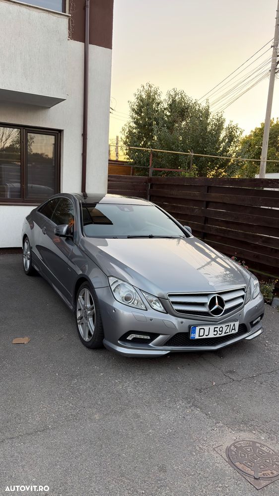 Mercedes-Benz E 220 CDI DPF BlueEFFICIENCY 7G-TRONIC Elegance - 2