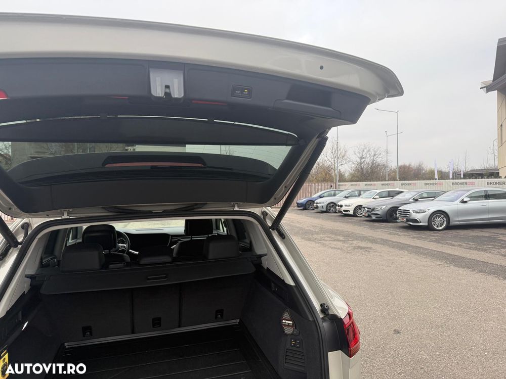 Volkswagen Touareg V6 TSI 4MOTION Elegance - 16