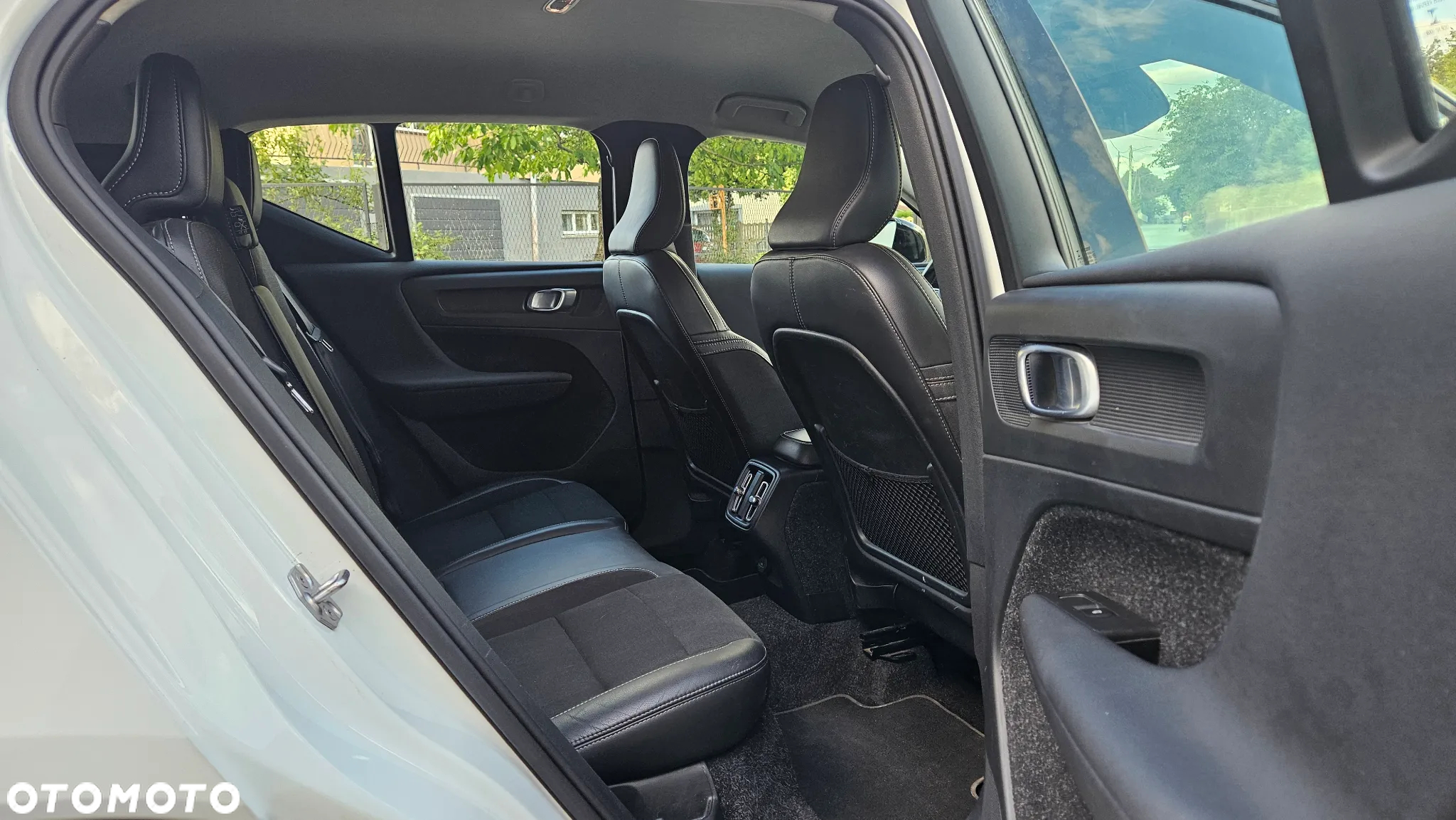 Volvo XC 40 T3 Inscription - 29