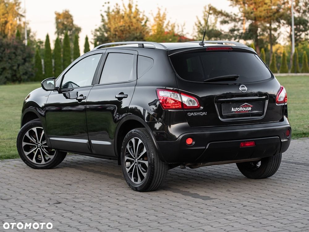Nissan Qashqai 2.0 4 x 4 360 - 9