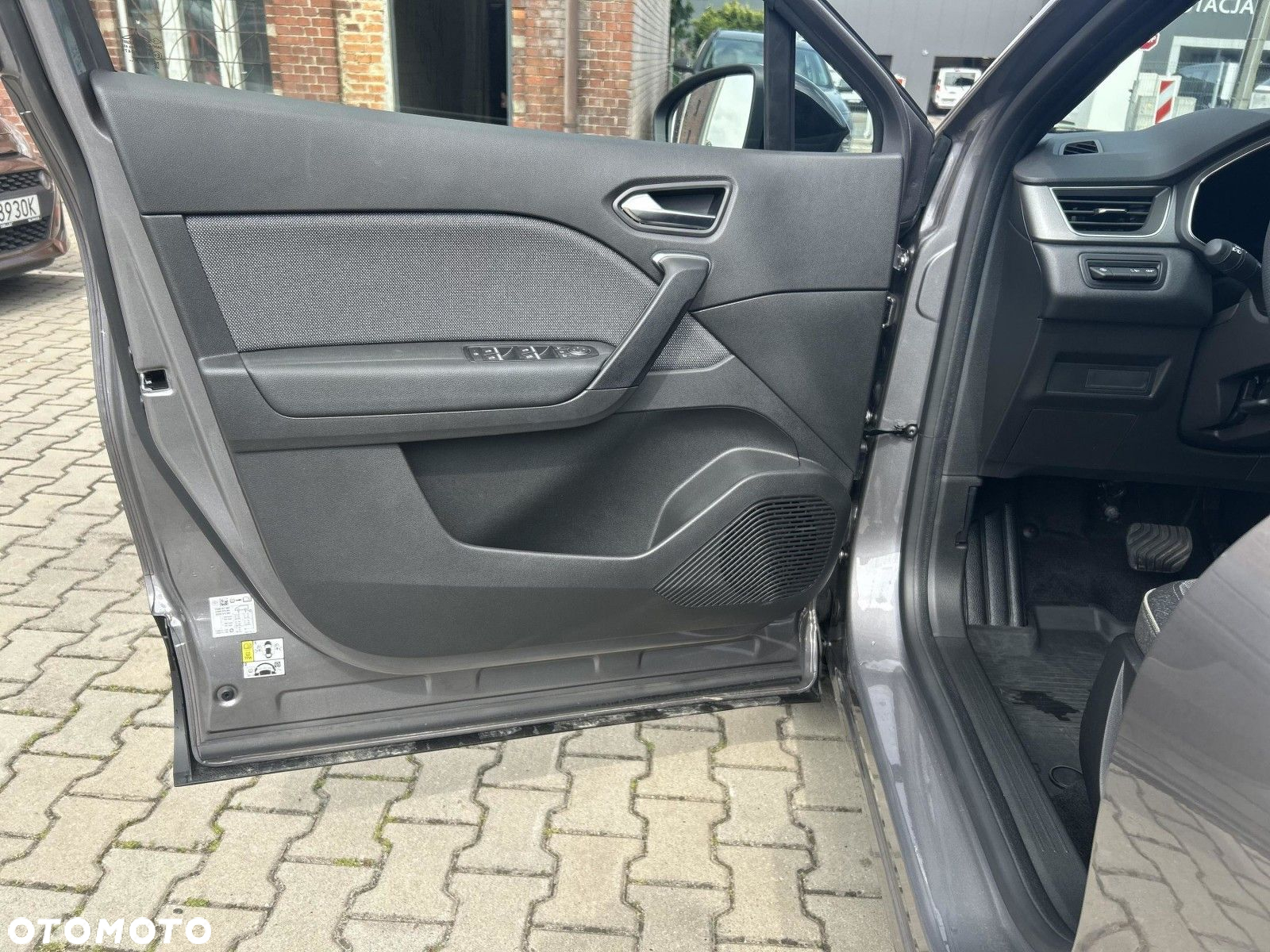 Renault Captur - 9