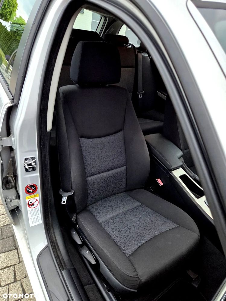 BMW Seria 3 - 18