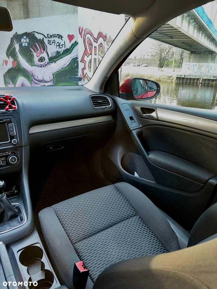 Volkswagen Golf - 29